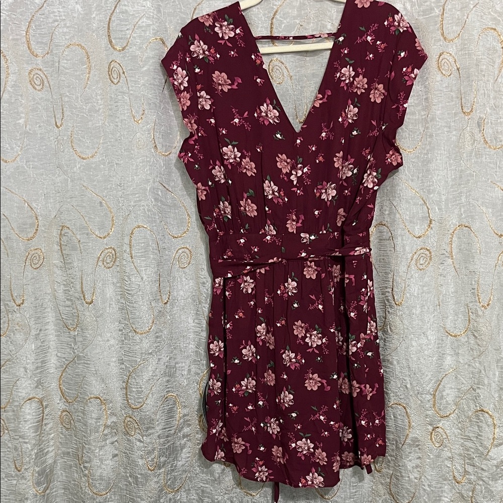 🌺DR2 Burgundy Floral Wrap Dress - Picture 5 of 5